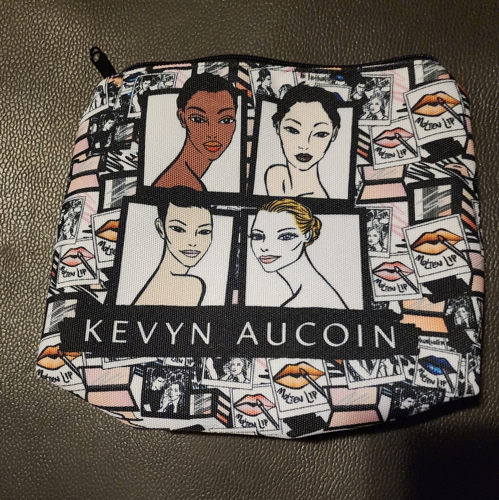 Kevyn Aucoin Makeup Bag NWOT